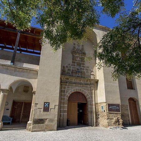 Hotel 4 Estrellas Conventual De Alcantara Exteriör bild