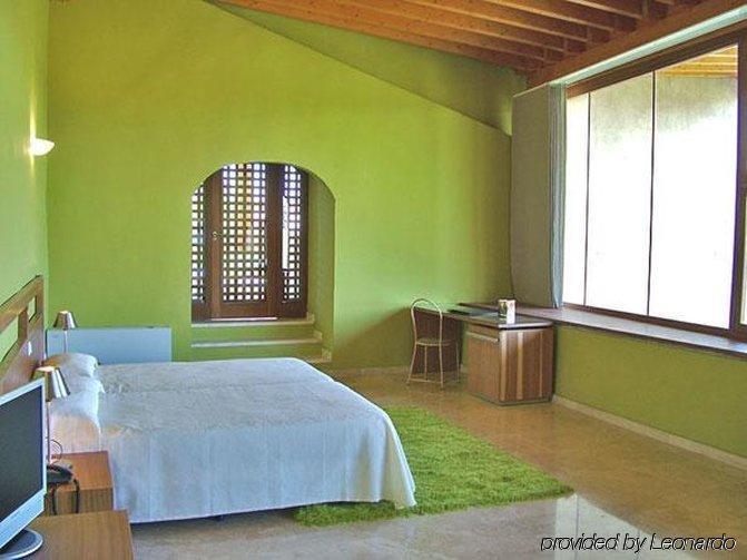 Hotel 4 Estrellas Conventual De Alcantara Rum bild