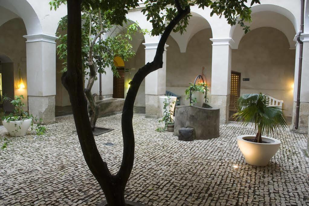 Hotel 4 Estrellas Conventual De Alcantara Exteriör bild